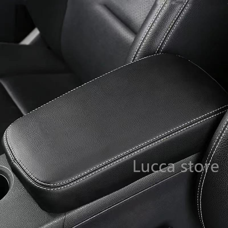 Замшевая накладка для Mercedes – обзор и цена Contact Cement Leather